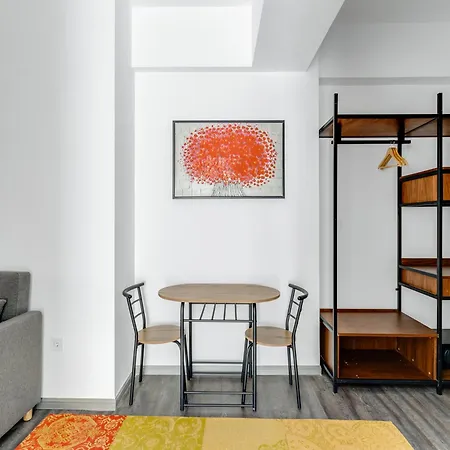 Hideaway Near Ermou Street Perfect For Groups And Families *