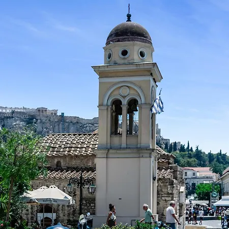 Hideaway Near Ermou Street Perfect For Groups And Families Apartment