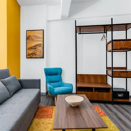 Apartment Hideaway Near Ermou Street Perfect For Groups And Families