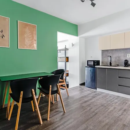 Hideaway Near Ermou Street Perfect For Groups And Families Athens