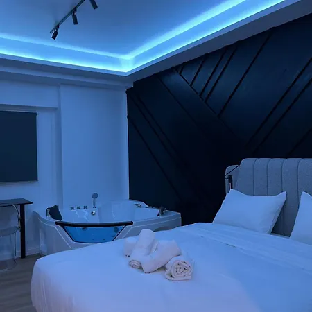 Apartment Aiolou 494