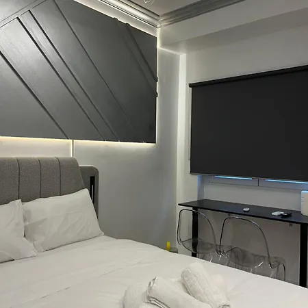 Aiolou 494 Apartment