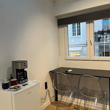 Luxe Haven Jacuzzi Apartment Athens