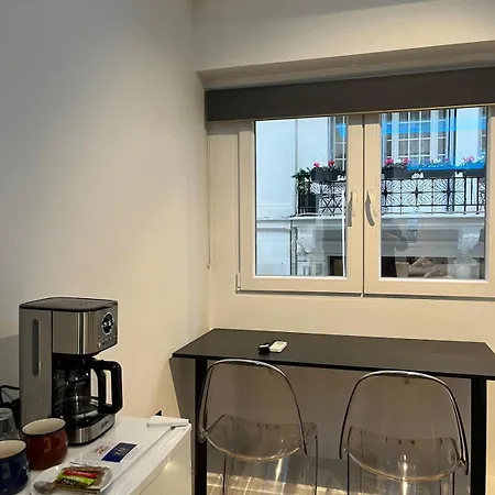 Luxe Haven Jacuzzi Athens