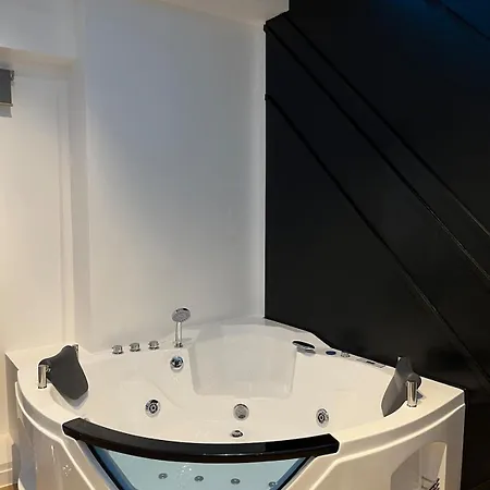 Luxe Haven Jacuzzi