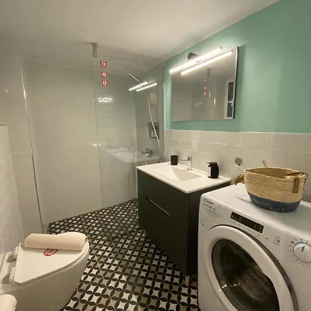Mediterra Center Apartment