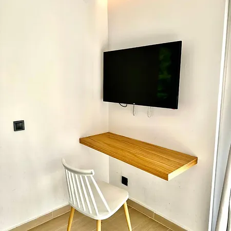 Apartment Sunny Escape In Glyfada 2 Bd Athens