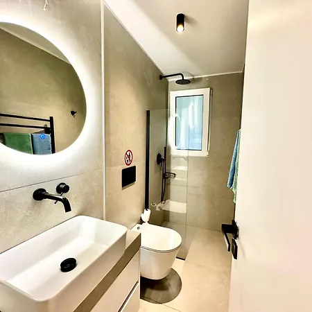Sunny Escape In Glyfada 2 Bd Apartment Athens