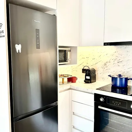 Apartment Sunny Escape In Glyfada 2 Bd Athens