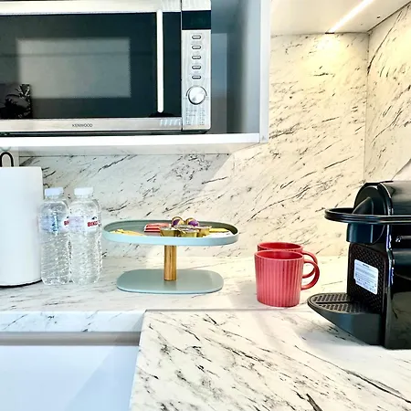 Apartment Sunny Escape In Glyfada 2 Bd *