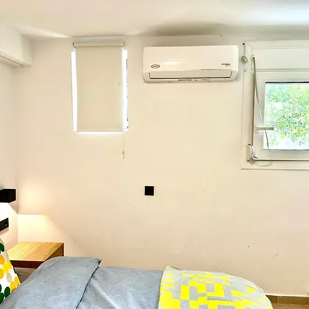 Sunny Escape In Glyfada 2 Bd * Athens