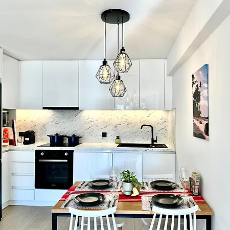 Apartment Sunny Escape In Glyfada 2 Bd *