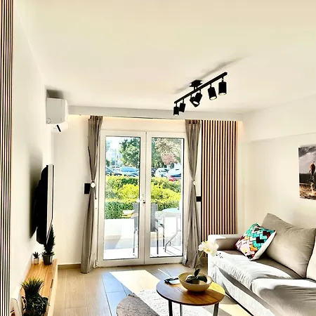 Apartment Sunny Escape In Glyfada 2 Bd *