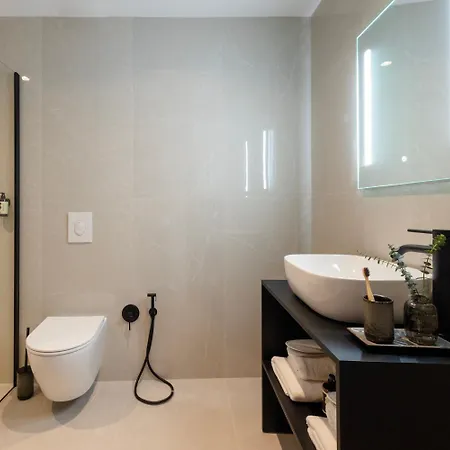 Regal Mitropoleos Hotel 4*