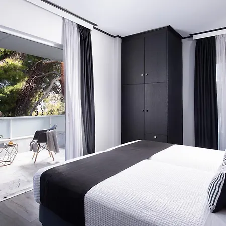 מלון Athenian Riviera Hotel&