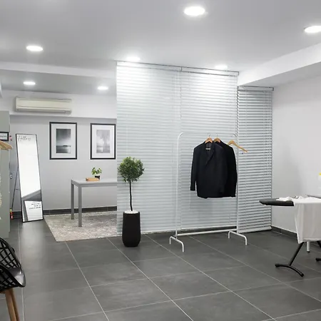 מלון Athenian Riviera Hotel& 4*