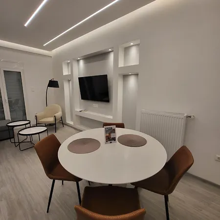 Now, 600m From Acropolis Apartment Athens