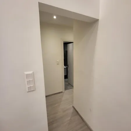 Now, 600m From Acropolis Αθήνα