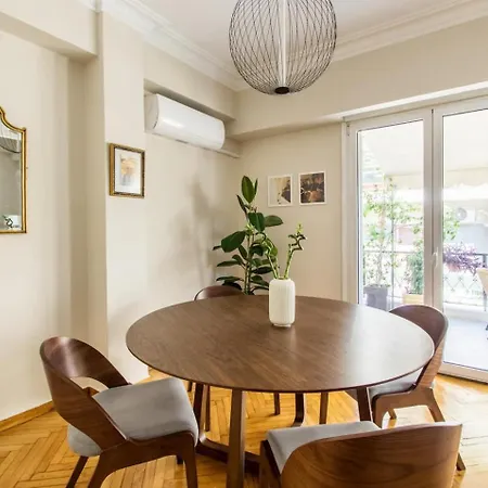 Modern W Balcony Near Kolonaki Apartment