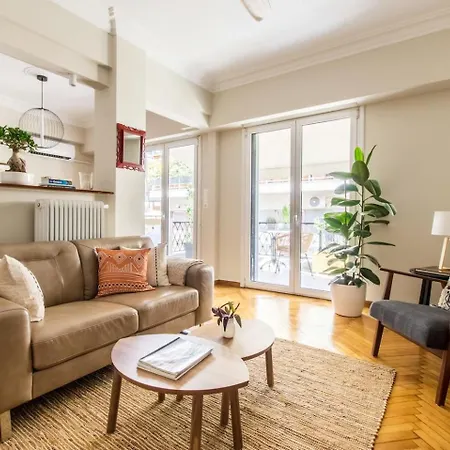 Apartment Modern W Balcony Near Kolonaki Athens