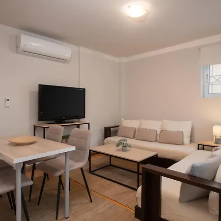 Bright, Cosy Close To Glyfada & Center *