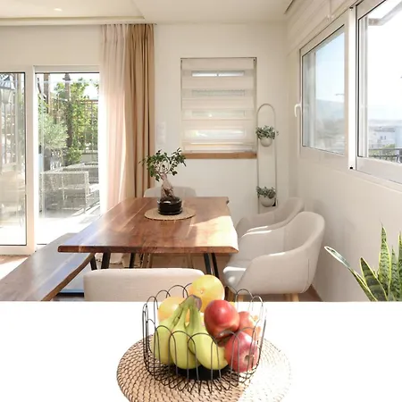 Astric Seaview Penthouse *