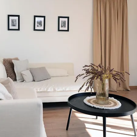 Astric Seaview Penthouse Apartment *