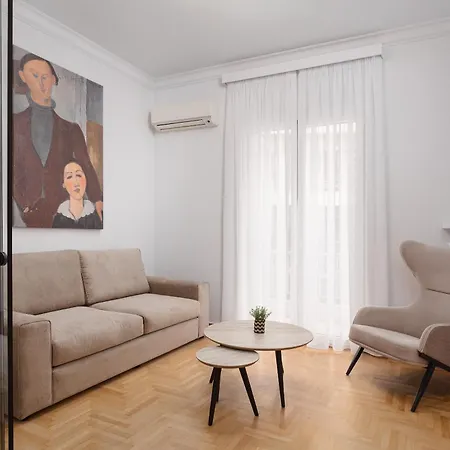 Acropolis Classy Apartment