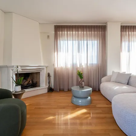 Elegant Skyline Penthouse Acropolis View 3br 2ba Apartment *