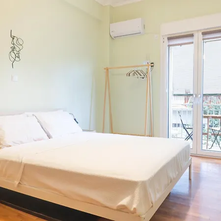 Apartment 100 Steps Metro Kato Patisia Cozy In *
