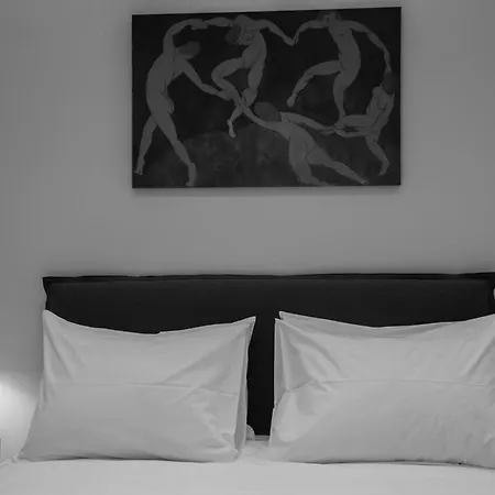 Apartment Vibrant Pagrati 2-bd Retreat With Elegant-modern Style Athens