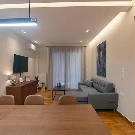 Vibrant Pagrati 2-bd Retreat With Elegant-modern Style Athens