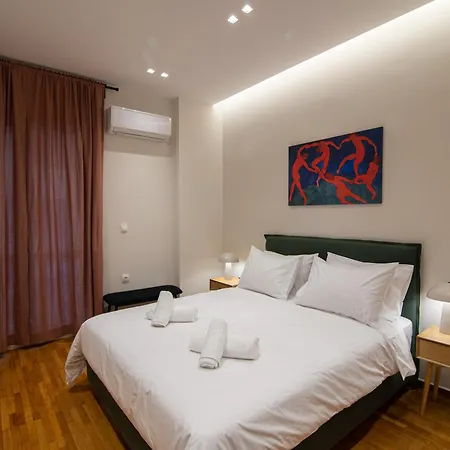 Vibrant Pagrati 2-bd Retreat With Elegant-modern Style Apartment Athens