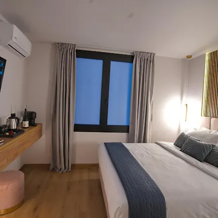 Aparthotel Cityluxe & *