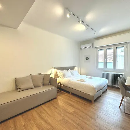 Voulis Global Athens