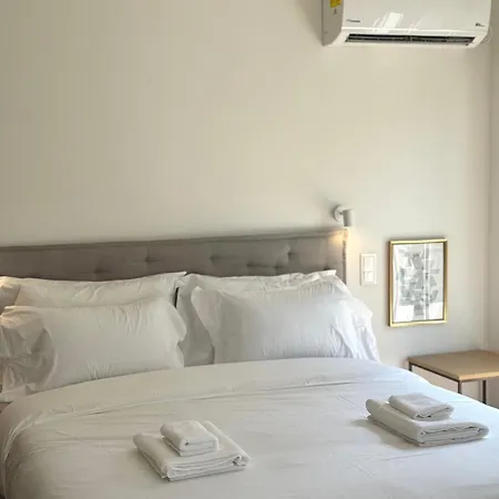 Voulis Global Aparthotel