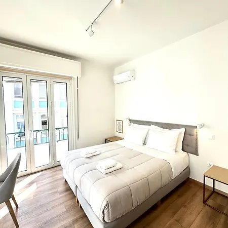 Voulis Global Athens