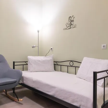 Apartment 100 Steps Metro Kato Patisia Cozy In *