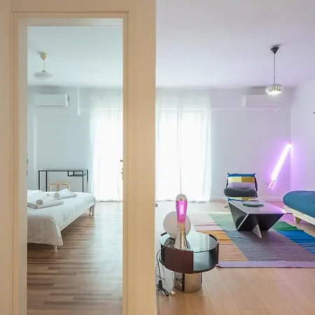 Zen Bright, Exarchia Apartment *