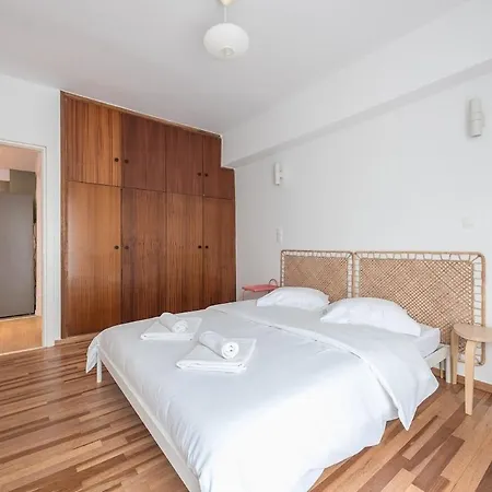 Zen Bright, Exarchia Athens