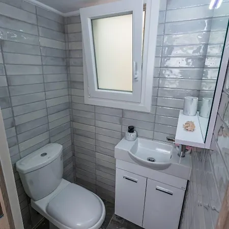 Spacious & Sunny 3bdr Apartment Athens