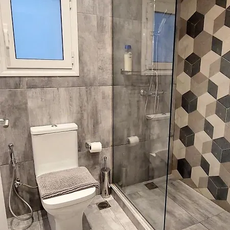 Elegant In Plaka Apartment Athens