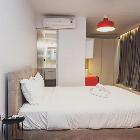 Tsakalof 10a Center By Zeussuites Apartment *