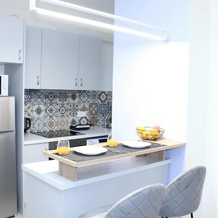 Apartment Aris Ampelokipoi *