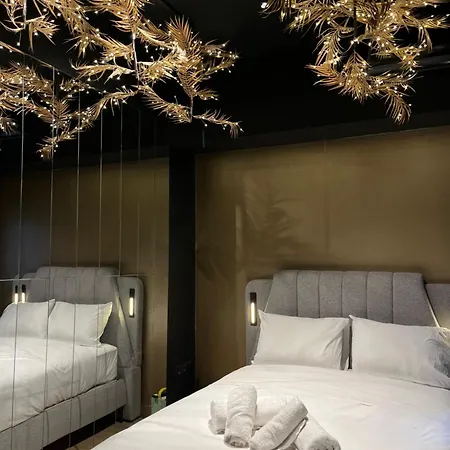 Tsakalof Luxe Living Apartment *