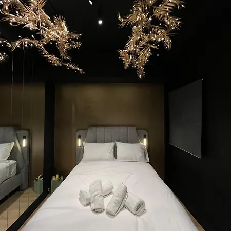 Apartment Tsakalof Luxe Living