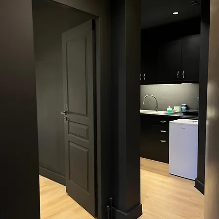 Tsakalof Luxe Living Apartment Athens