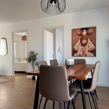 Apartment Th0 Futuristic Luxury Two Bedrooms With High-tech Amenities Athens