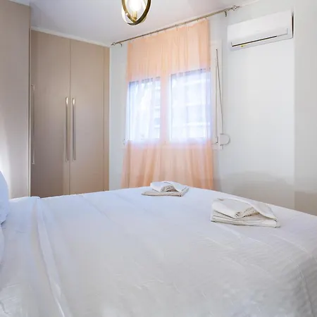 Sepolia Metro Station 1 Bdrm 4 Pers By Mps * אתונה