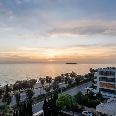 Naisikas Sea View * Athens